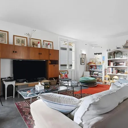 Apartment Superbe 120m2, Proche Centre, Parking